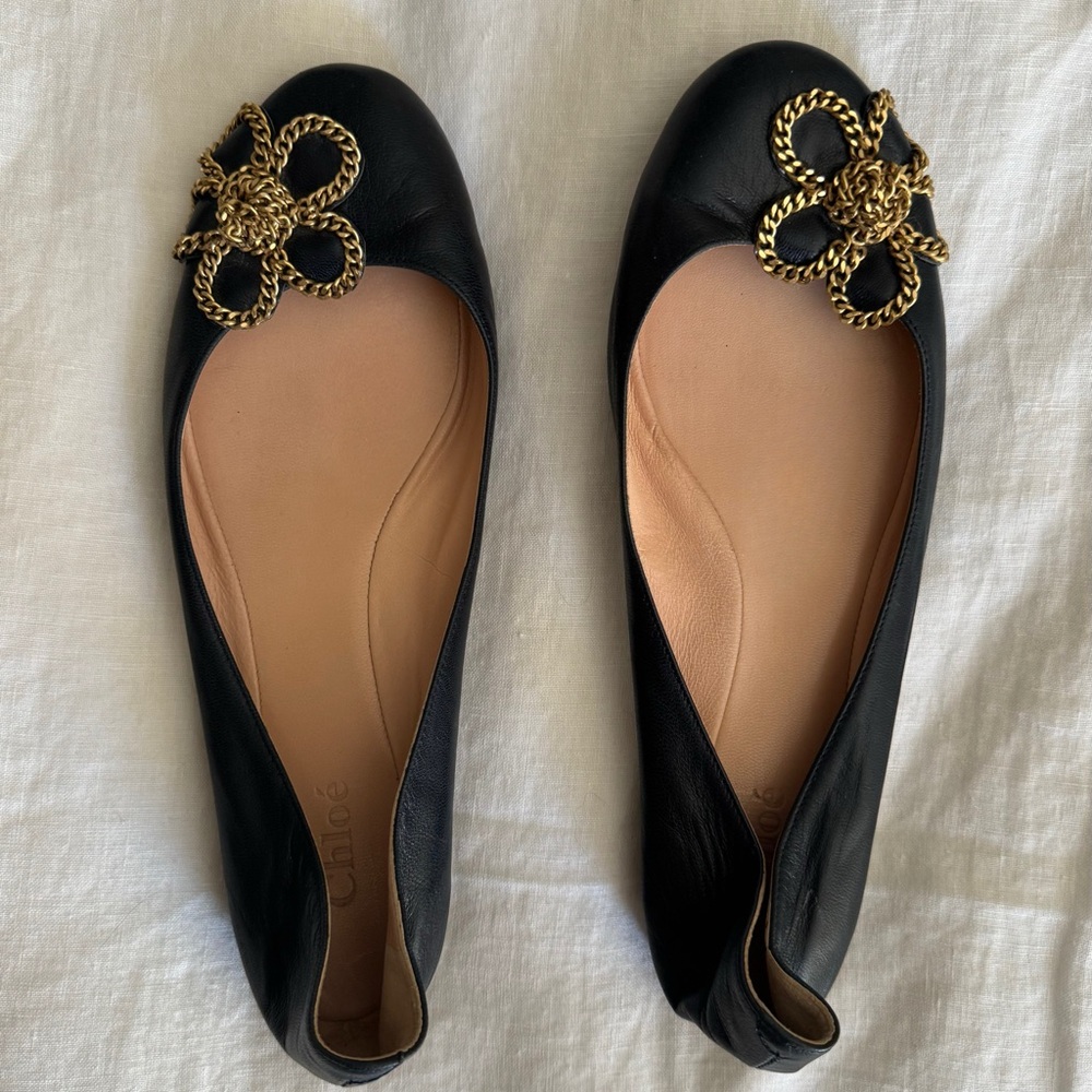Chloe Ballet Flats with Gold Chain Petal Charm, Women’s Size 7.5